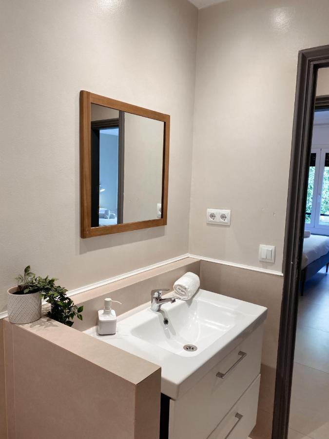 Apartament Casa Cosi - Casanova 1 Barcelona Zewnętrze zdjęcie
